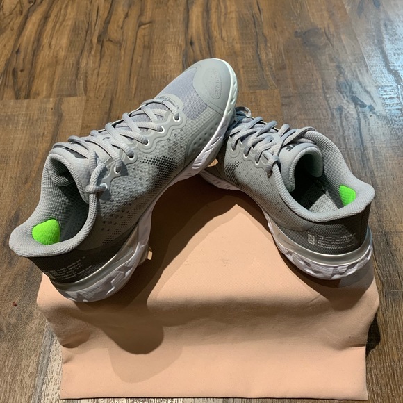 Nike Alpha Huarache Elite 3 Pro Baseball Cleats - Picture 2 of 13